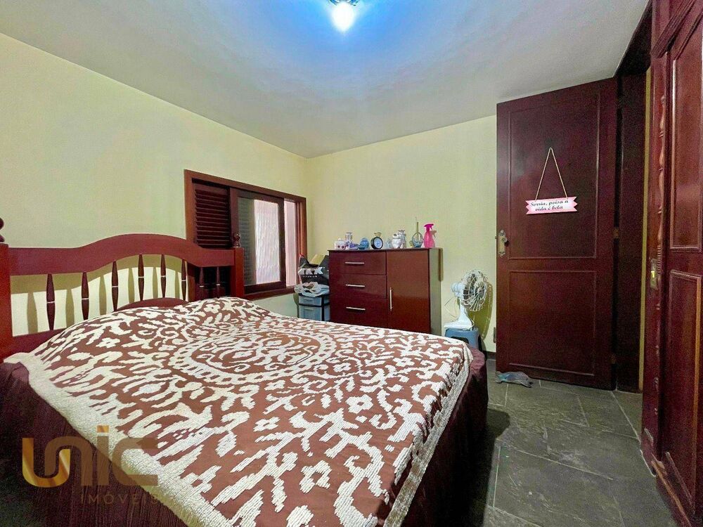 Casa à venda com 2 quartos, 56m² - Foto 11