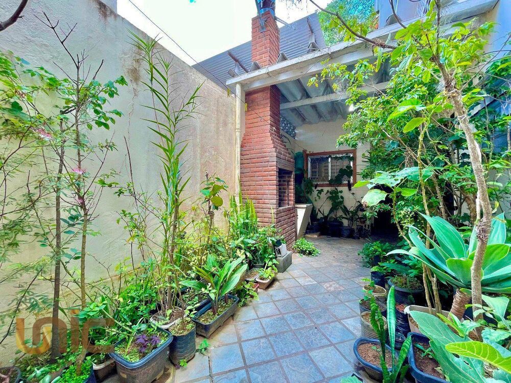 Casa à venda com 2 quartos, 56m² - Foto 20