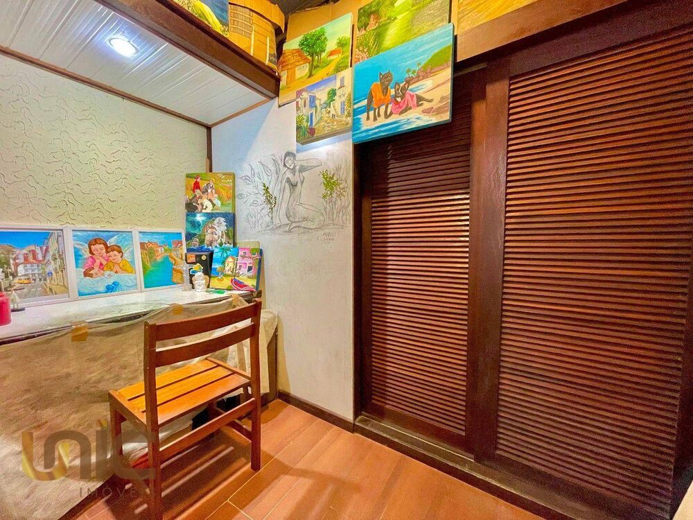Casa à venda com 2 quartos, 56m² - Foto 18