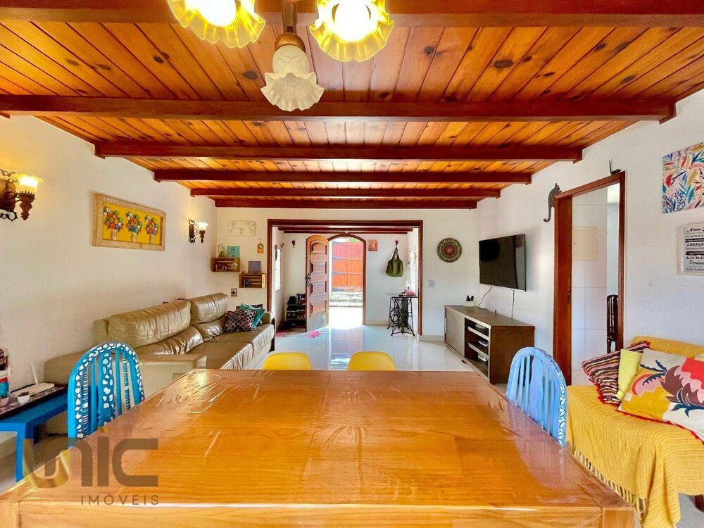 Casa à venda com 3 quartos, 160m² - Foto 4