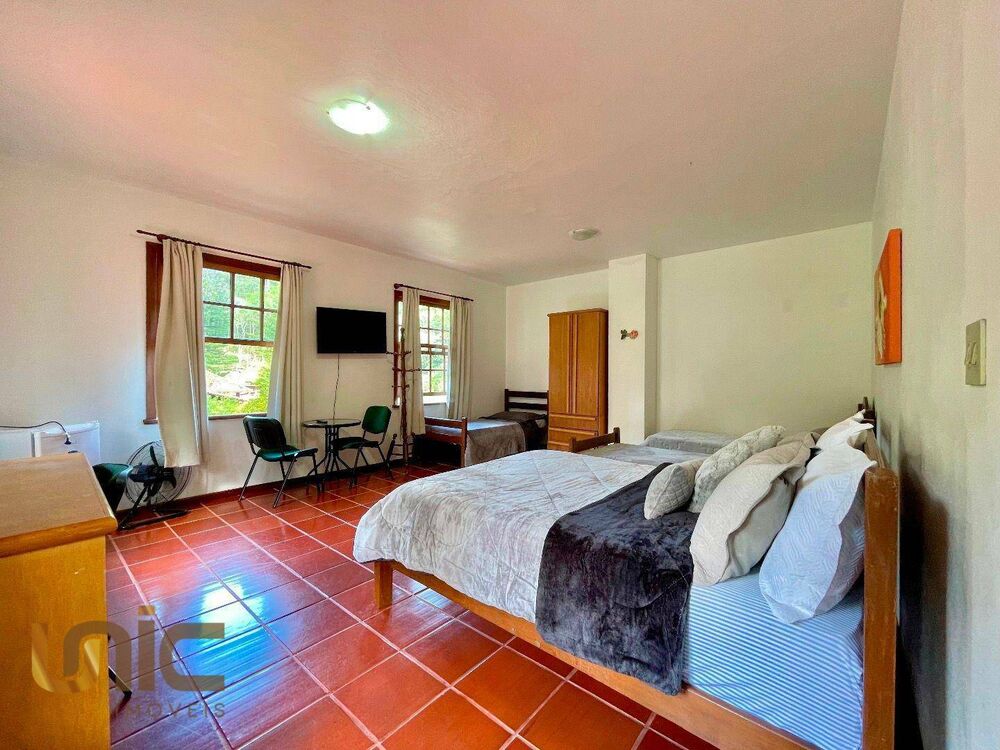 Casa, 9 quartos, 400 m² - Foto 24