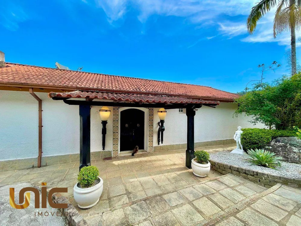 Casa, 7 quartos, 759 m² - Foto 2