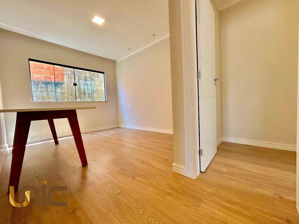 Casa, 3 quartos, 220 m² - Foto 35
