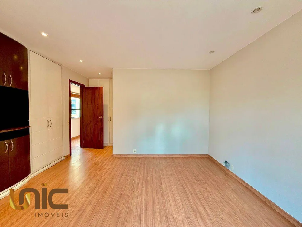 Cobertura, 3 quartos, 233 m² - Foto 17