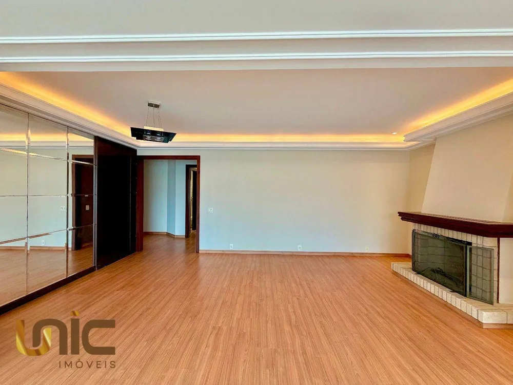 Cobertura, 3 quartos, 233 m² - Foto 11