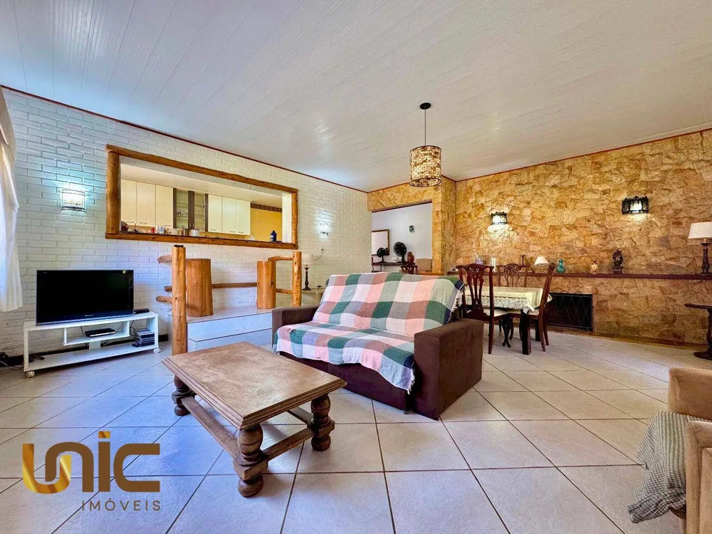 Casa, 4 quartos, 266 m² - Foto 4
