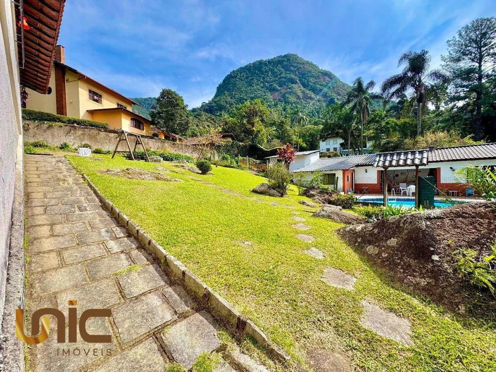 Casa, 4 quartos, 266 m² - Foto 35