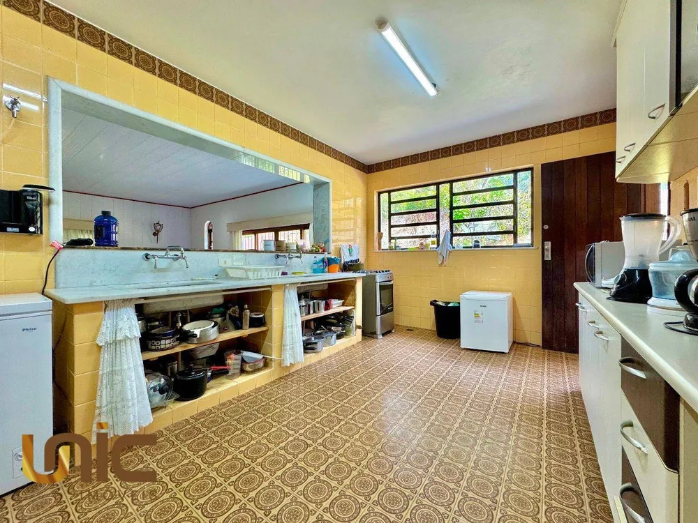 Casa, 4 quartos, 266 m² - Foto 25
