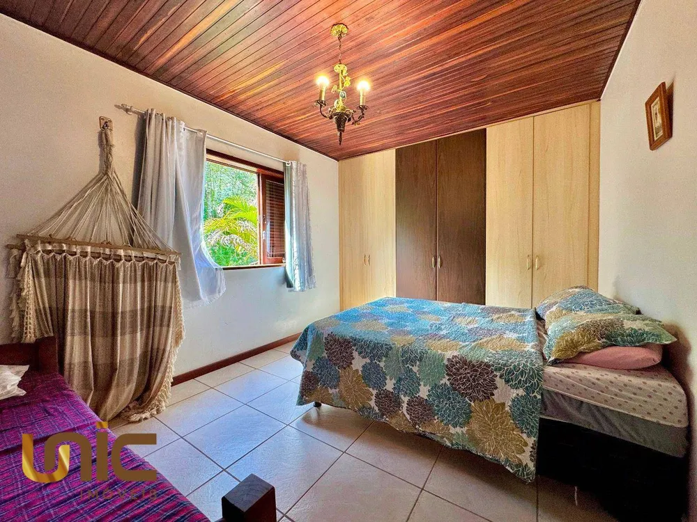 Casa, 4 quartos, 266 m² - Foto 17