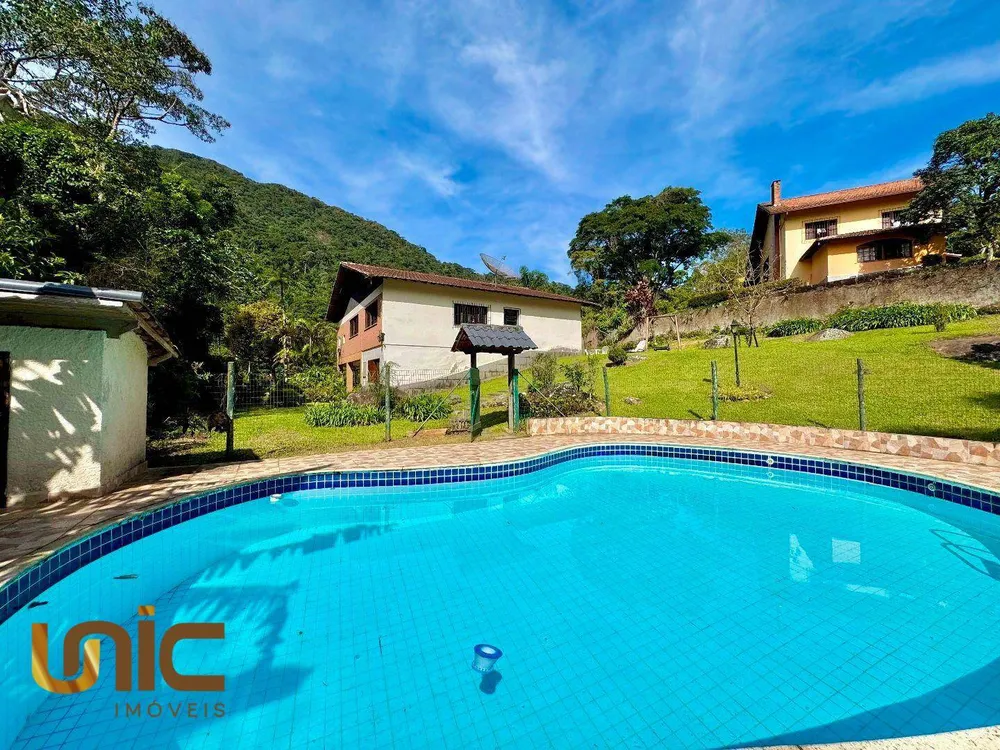Casa, 4 quartos, 266 m² - Foto 37