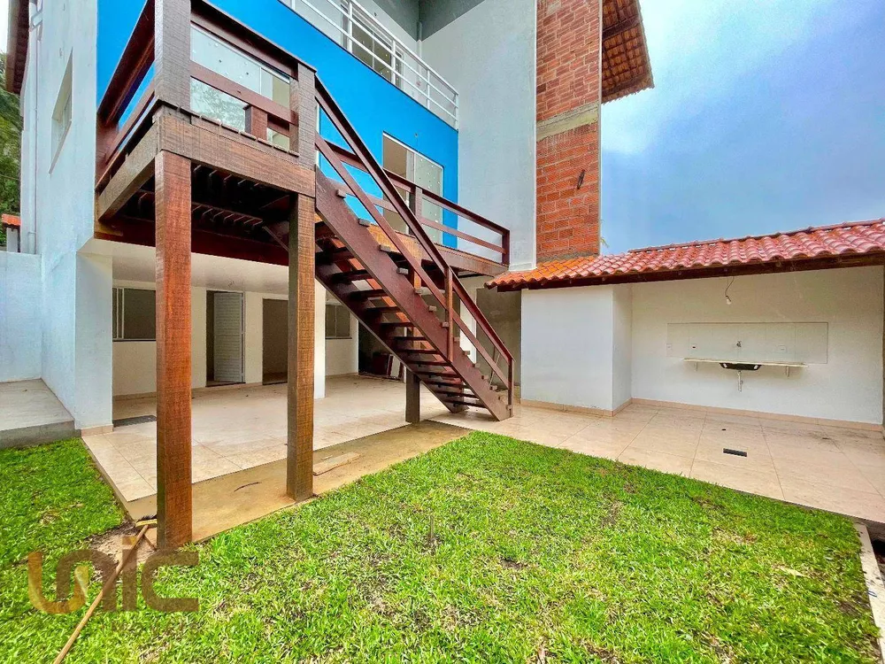 Casa, 4 quartos, 216 m² - Foto 8