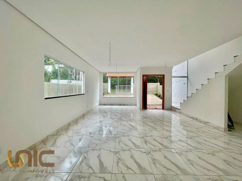 Casa, 4 quartos, 216 m² - Foto 9