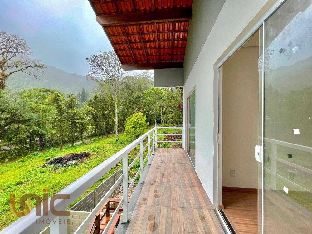 Casa à venda com 4 quartos, 216m² - Foto 11