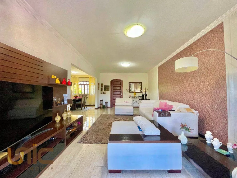 Casa, 3 quartos, 248 m² - Foto 3