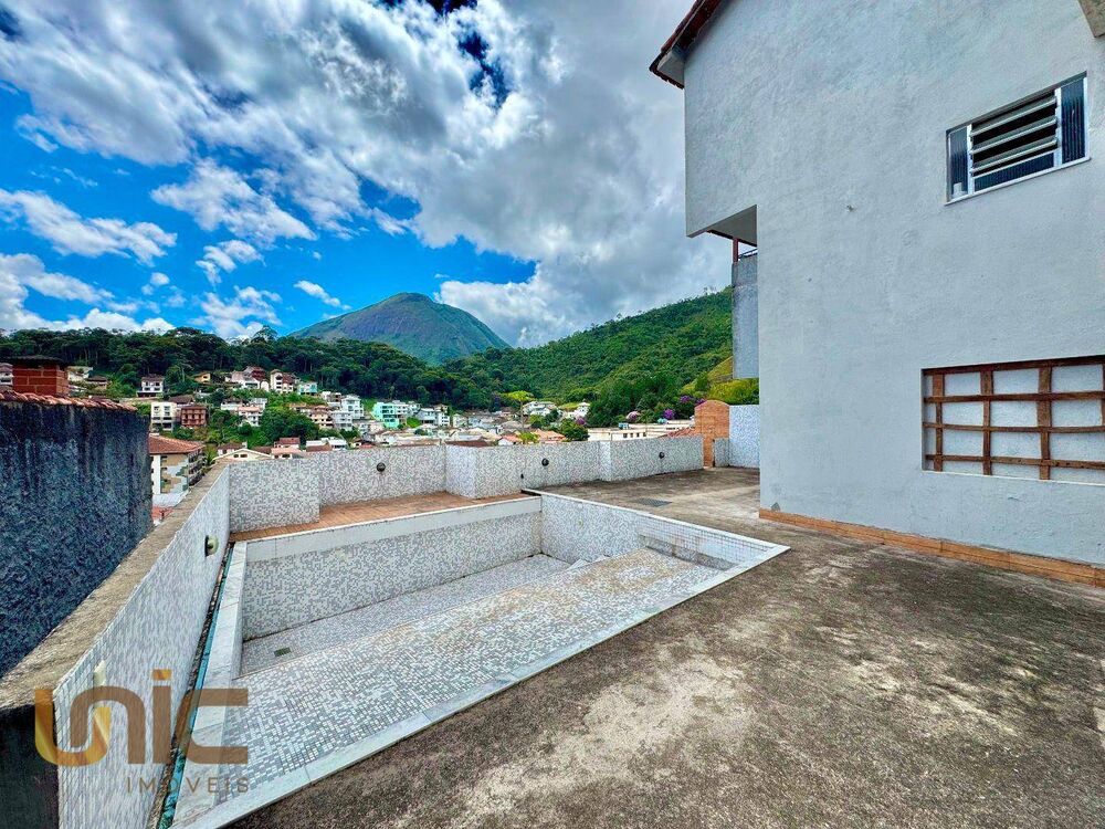 Casa à venda com 3 quartos, 68m² - Foto 19