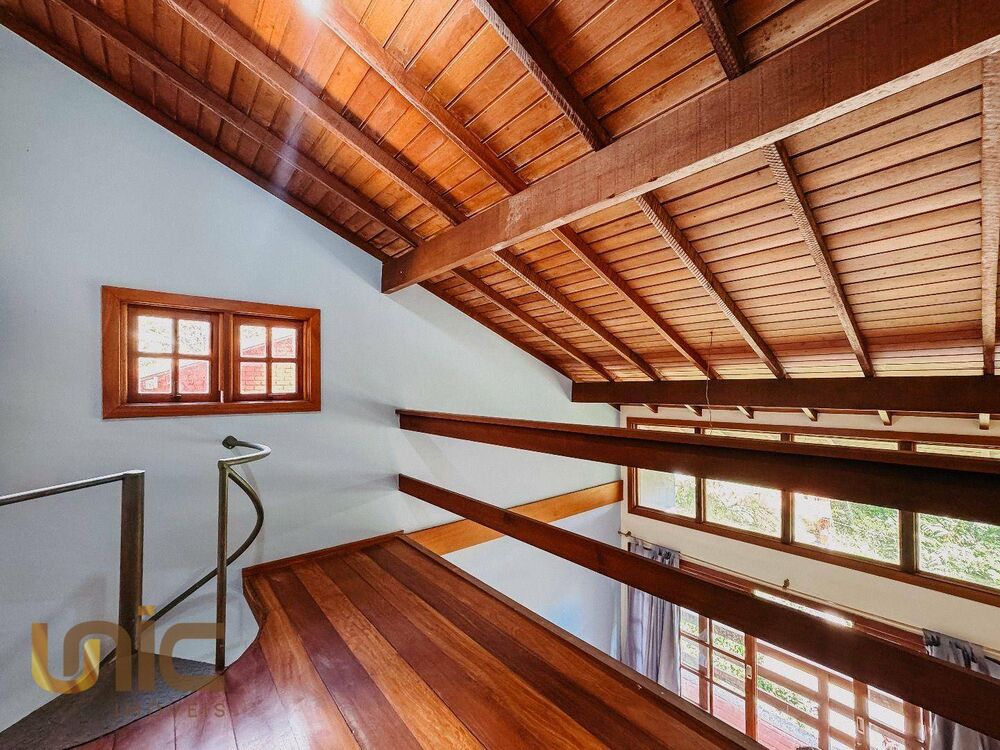 Casa de Condomínio à venda com 4 quartos, 276m² - Foto 11