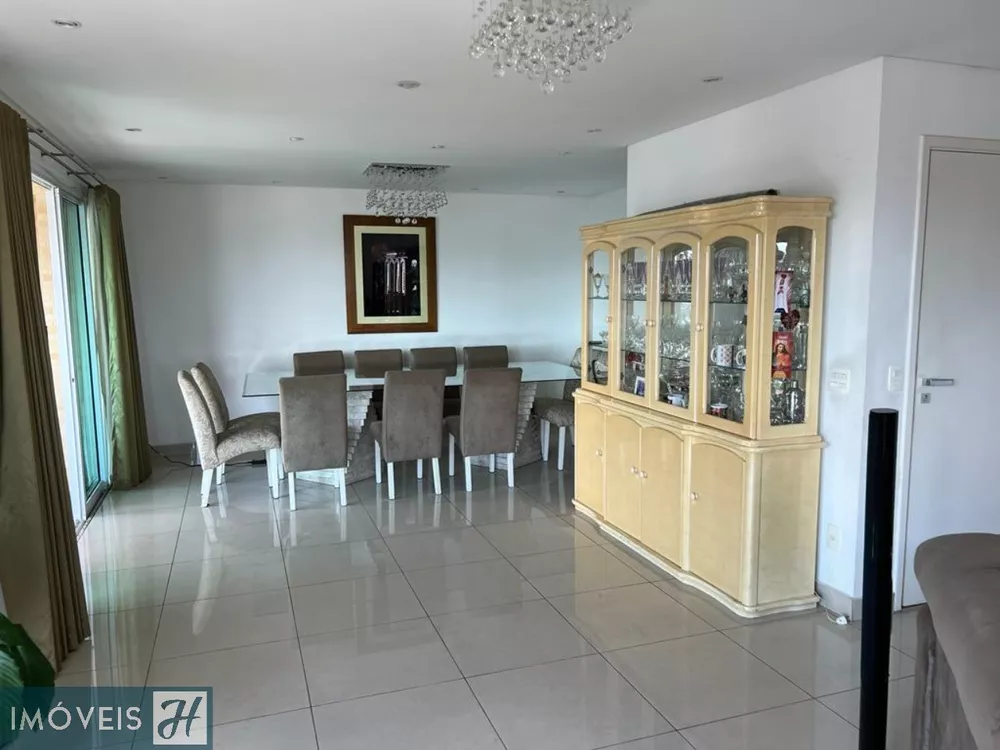 Apartamento à venda com 3 quartos, 189m² - Foto 5