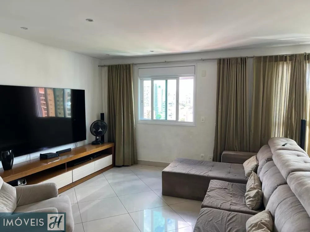 Apartamento à venda com 3 quartos, 189m² - Foto 4