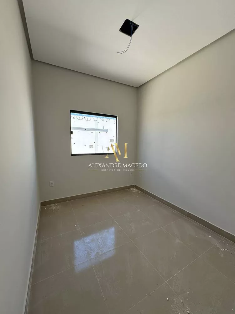 Casa à venda com 2 quartos, 45m² - Foto 4