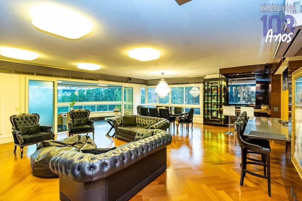 Apartamento, 3 quartos, 223 m² - Foto 1