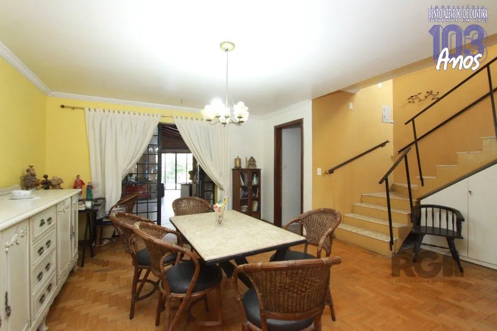 Casa, 3 quartos, 200 m² - Foto 1