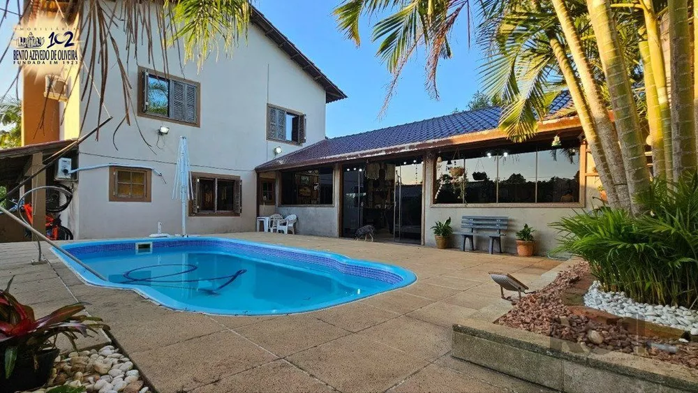 Casa, 4 quartos, 442 m² - Foto 1