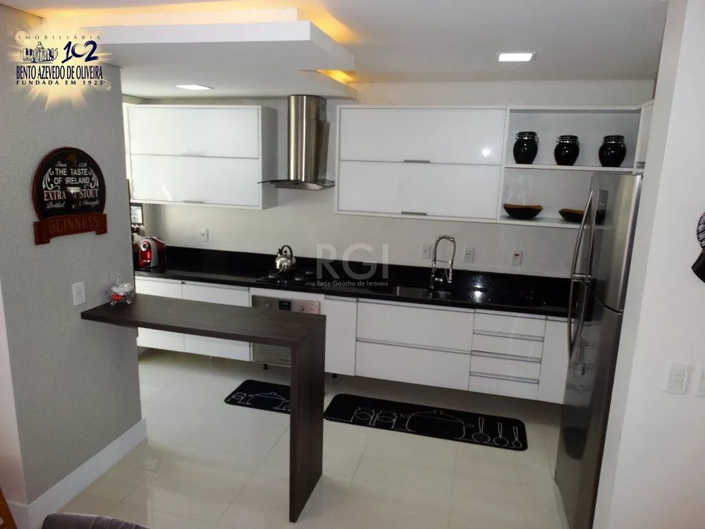 Casa, 3 quartos, 244 m² - Foto 1