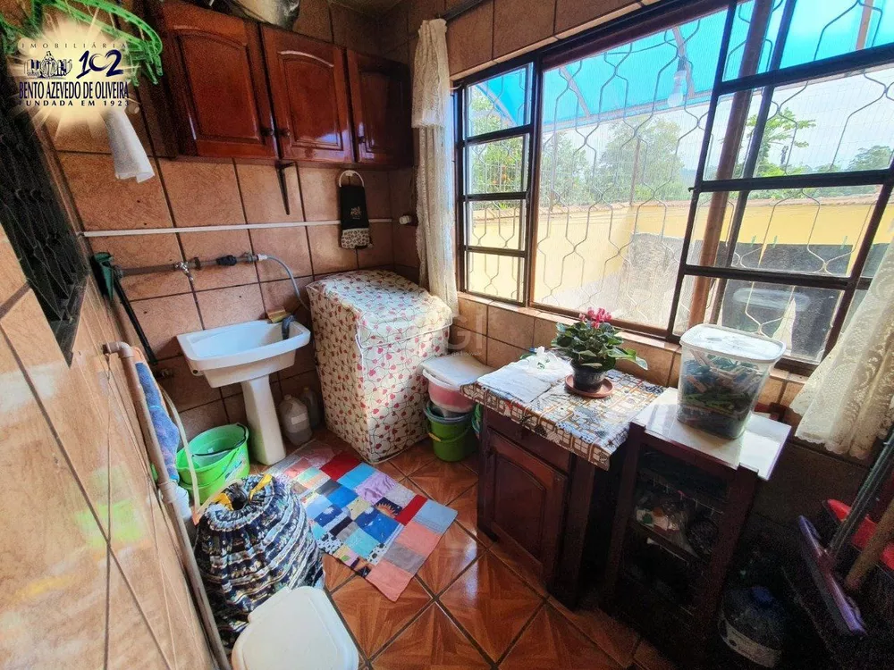 Casa, 4 quartos, 180 m² - Foto 1