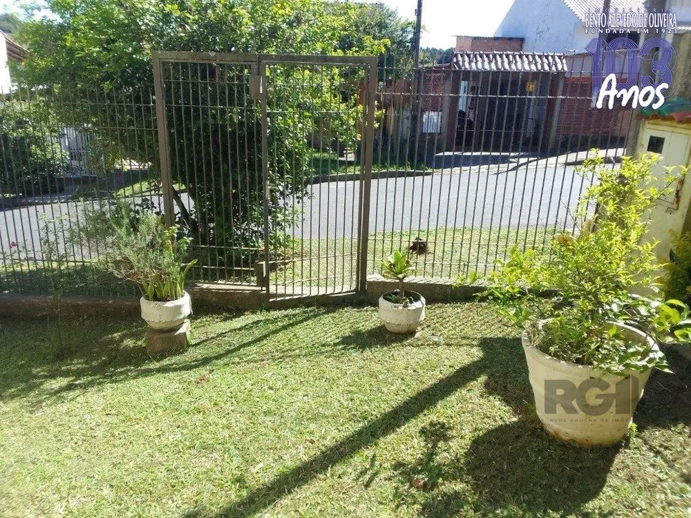 Casa, 4 quartos, 243 m² - Foto 1