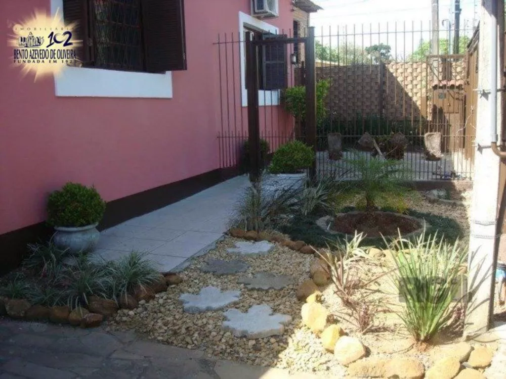 Casa, 4 quartos, 198 m² - Foto 2