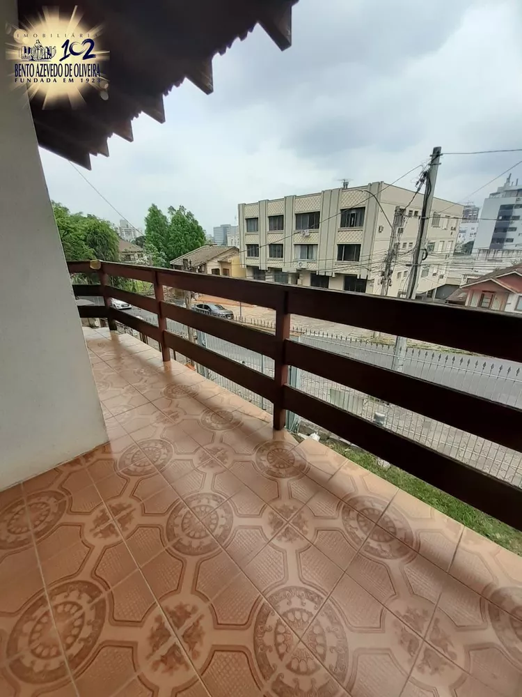 Casa, 3 quartos, 247 m² - Foto 3