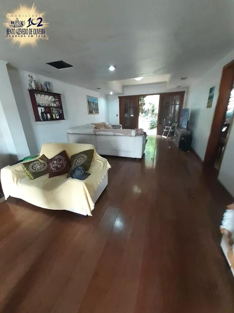 Casa, 3 quartos, 247 m² - Foto 8