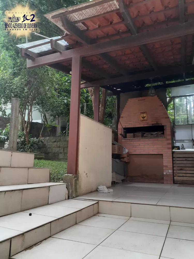 Casa, 3 quartos, 247 m² - Foto 1