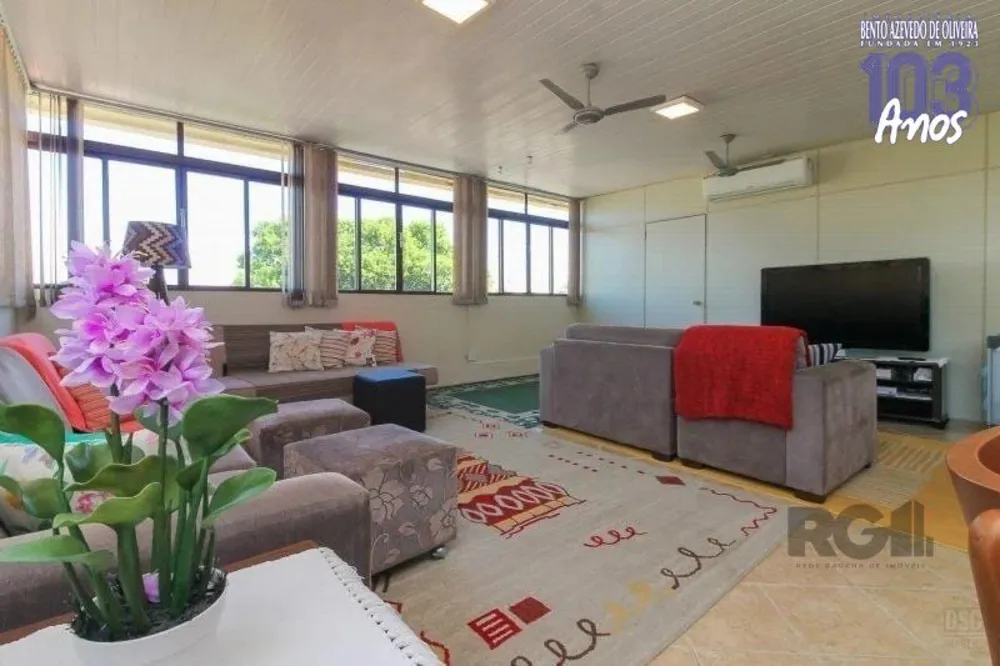 Casa, 3 quartos, 312 m² - Foto 1