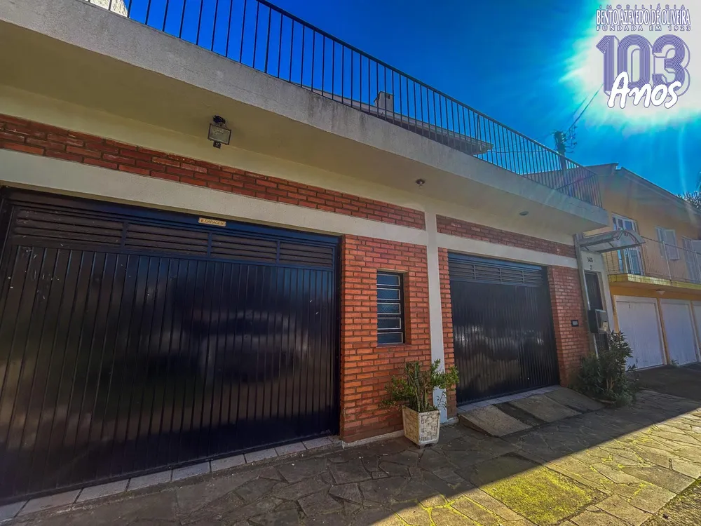 Casa, 3 quartos, 233 m² - Foto 1