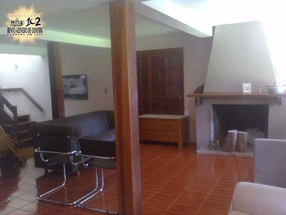 Casa, 3 quartos, 260 m² - Foto 1