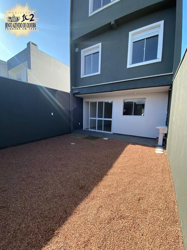 Casa, 3 quartos, 224 m² - Foto 2