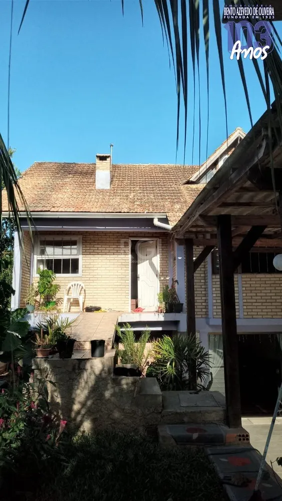 Casa, 3 quartos, 216 m² - Foto 1