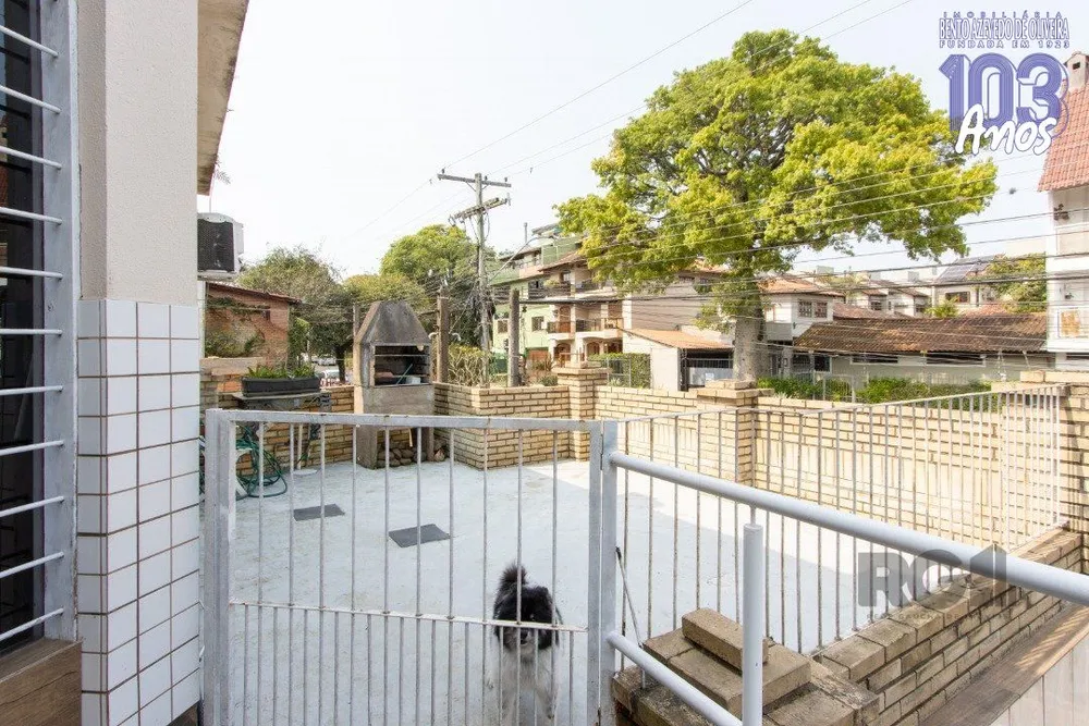 Casa, 6 quartos, 288 m² - Foto 1