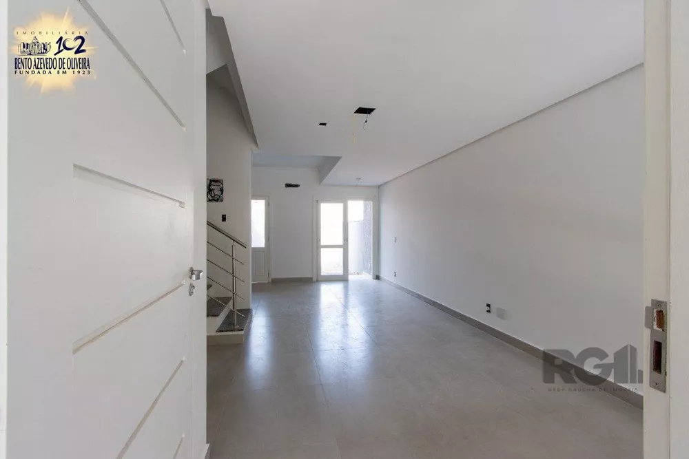 Sobrado, 3 quartos, 182 m² - Foto 1
