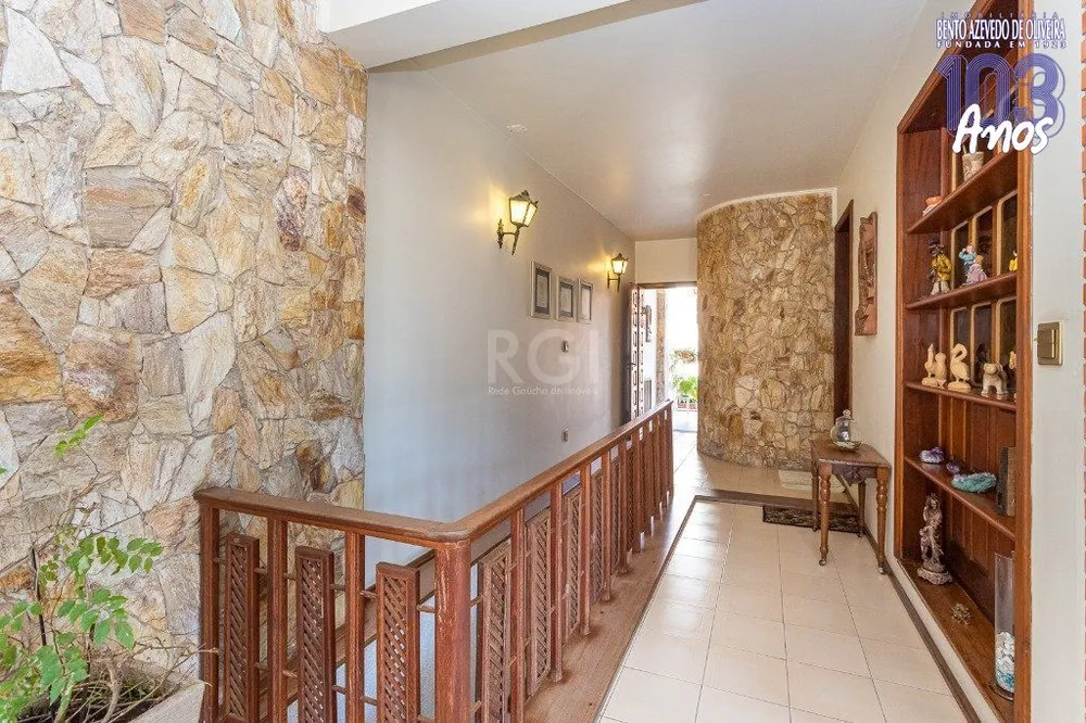Casa, 3 quartos, 250 m² - Foto 2