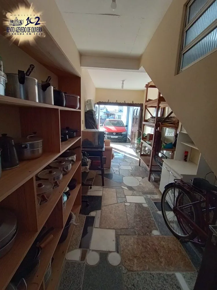 Casa, 5 quartos, 222 m² - Foto 3