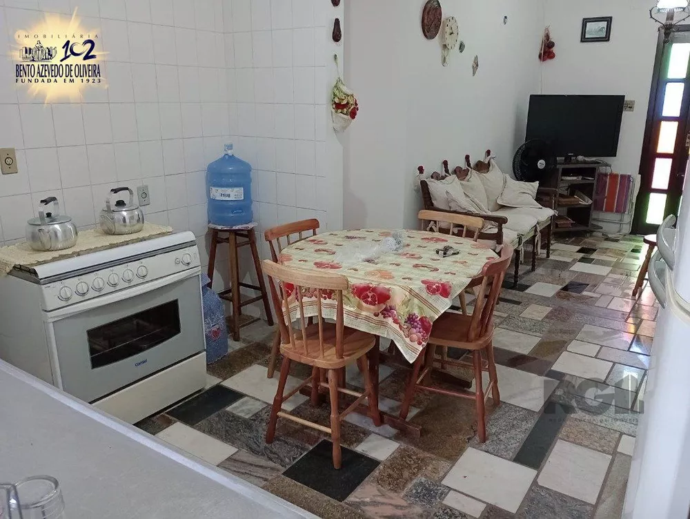 Casa, 5 quartos, 222 m² - Foto 1