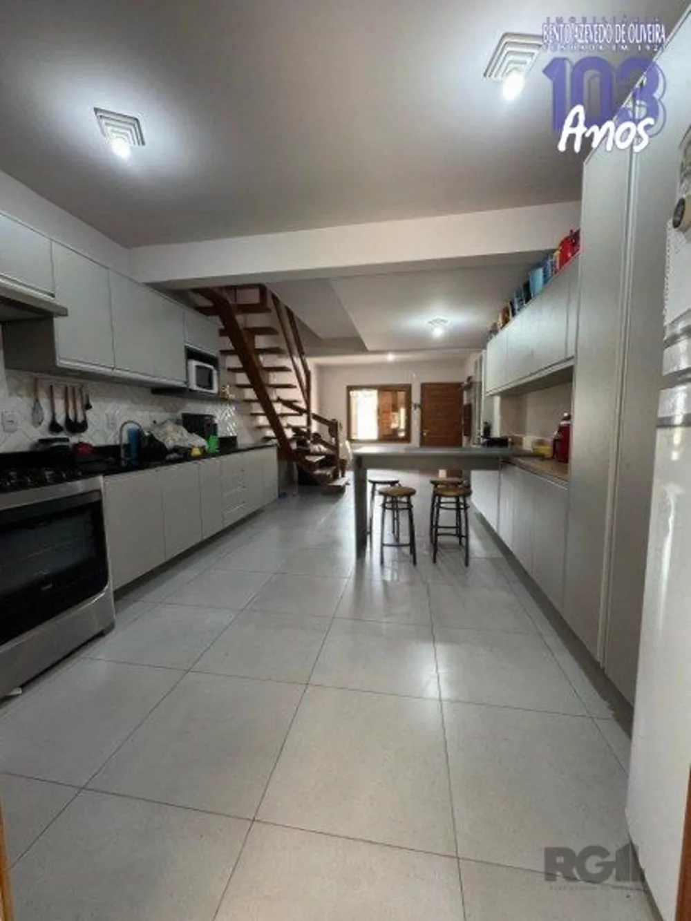Casa, 4 quartos, 254 m² - Foto 1