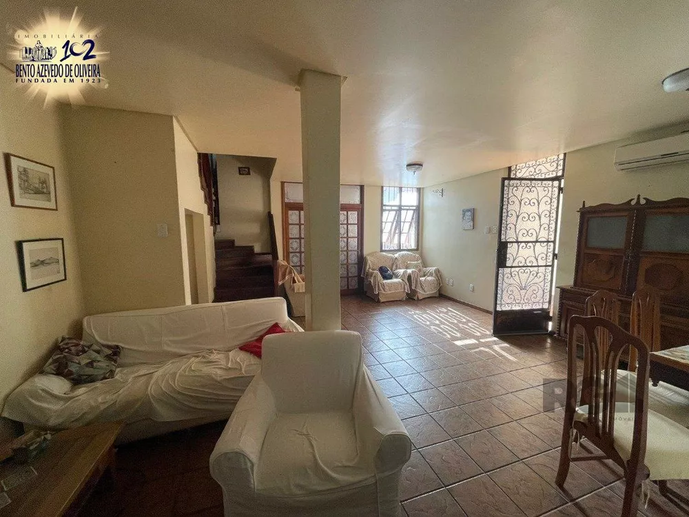 Casa, 3 quartos, 300 m² - Foto 1