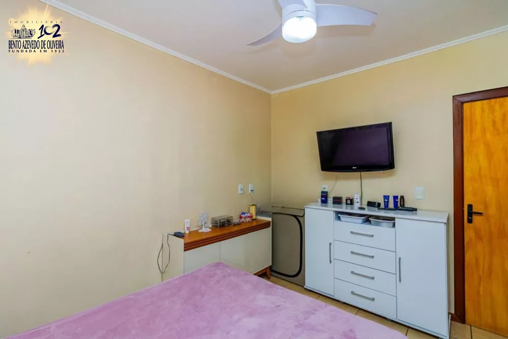 Casa, 5 quartos, 210 m² - Foto 4