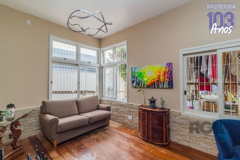 Casa, 3 quartos, 230 m² - Foto 1