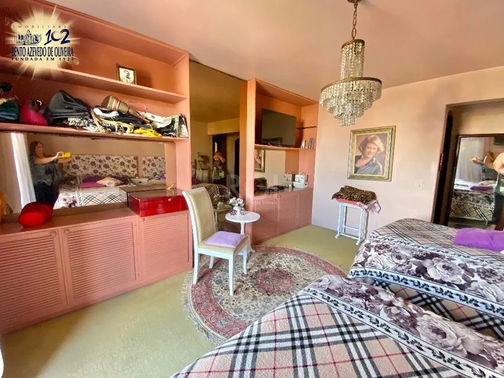 Casa, 4 quartos, 484 m² - Foto 1