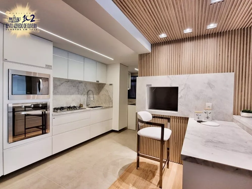 Apartamento, 3 quartos, 195 m² - Foto 2