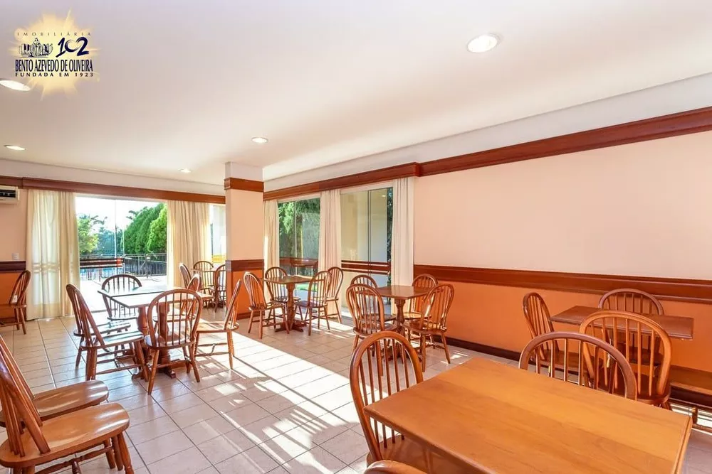 Cobertura, 3 quartos, 240 m² - Foto 2